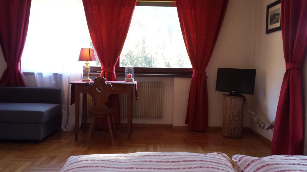Casa Monteggia Dobbiaco Cameră foto